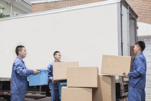 Waste removal collection in a compliant transport service